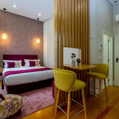Apartament Mouzinho 129 - Medronheiro & Oliveira *