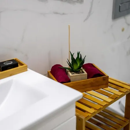 Appartement Mouzinho 129 - Medronheiro & Oliveira *