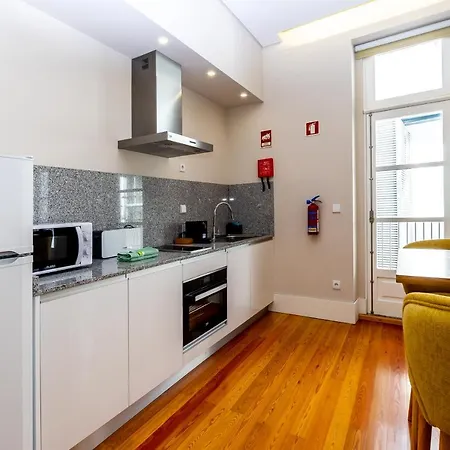 Apartment Mouzinho 129 - Medronheiro & Oliveira